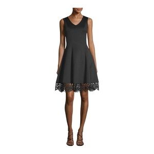 Donna Ricco black fit and flare v-neck embroidery‎ crochet hem cocktail dress